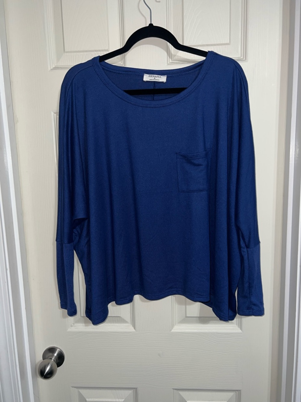 Zenana Outfitters Blue Long Sleeve Pocket Tee